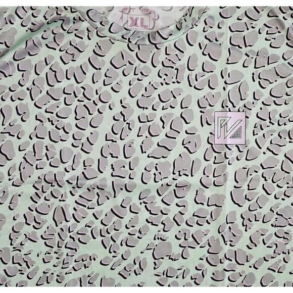 Pit Viper (Mens Size XL) Green Spotted Cheetah Print Short Sleeve Stretch Shirt - Picture 2 of 8